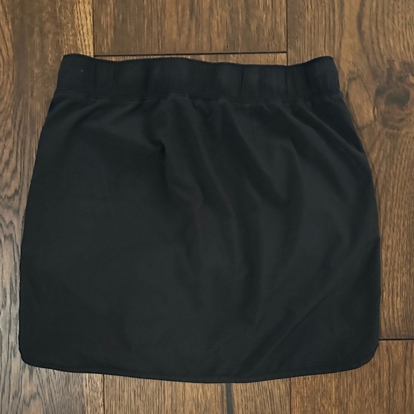 Athleta Black Skort with Drawstring and Zipper Details - Picture 2 of 2